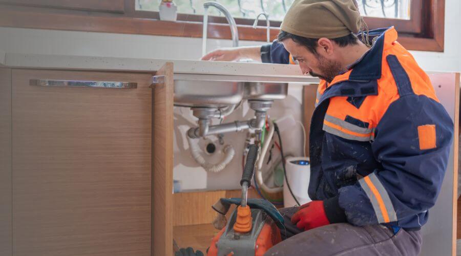 Expert burst pipe repair services in Melcroft, PA